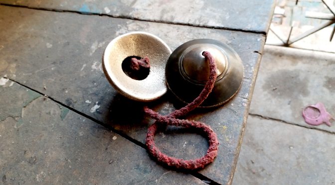 ताः/तं (तिंछु)