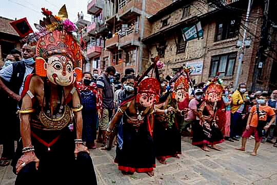 बोदेय्या नीलबाराही प्याखं नीलवाराही गंप्याखं