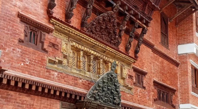 लगं बाहाः (कीर्तिपुण्य बज्रधातु महाविहार)